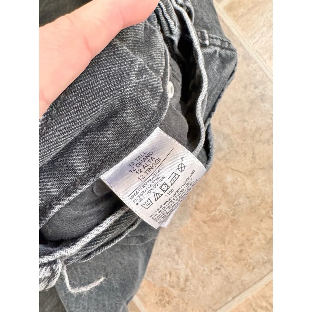 Old Navy High Rise Black Mom Jeans Womens 12 Tall Distressed Straight Leg